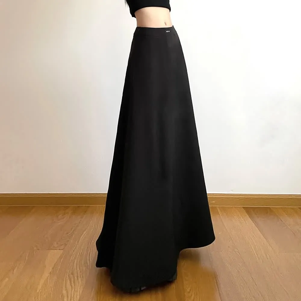 Black Minimalist High-Waisted Flowy Maxi Skirt