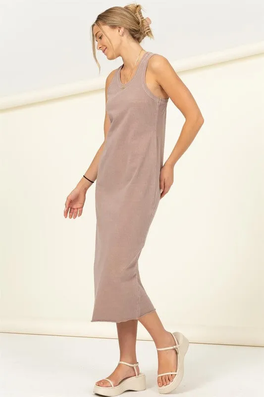 FUN DAY SLEEVELESS SHIFT MIDI DRESS