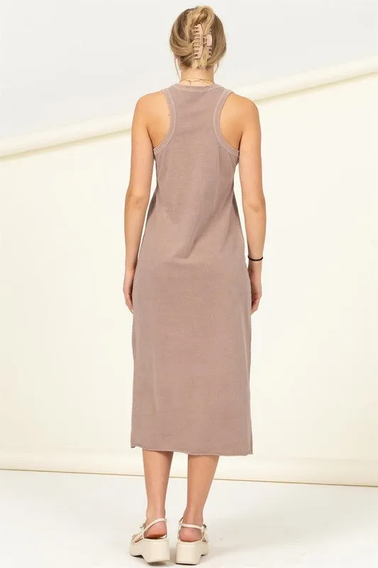 FUN DAY SLEEVELESS SHIFT MIDI DRESS