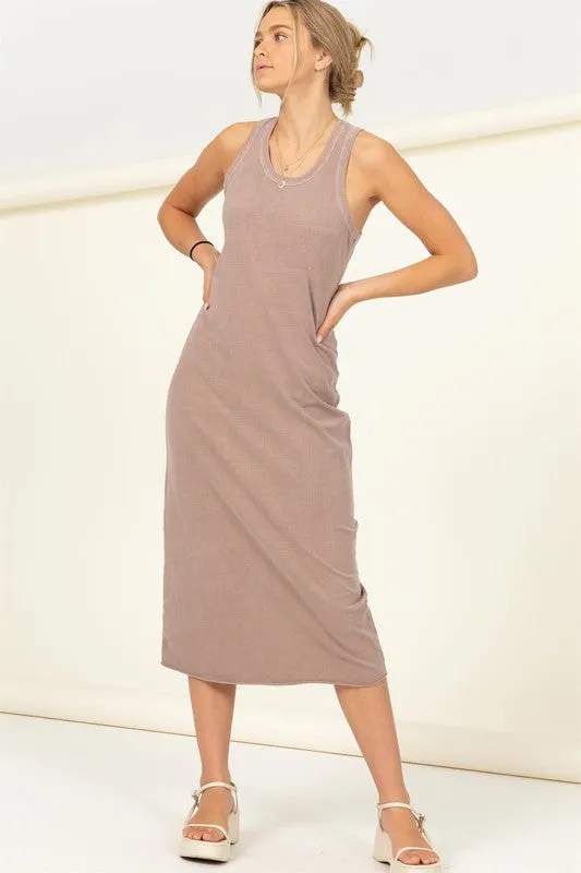 FUN DAY SLEEVELESS SHIFT MIDI DRESS