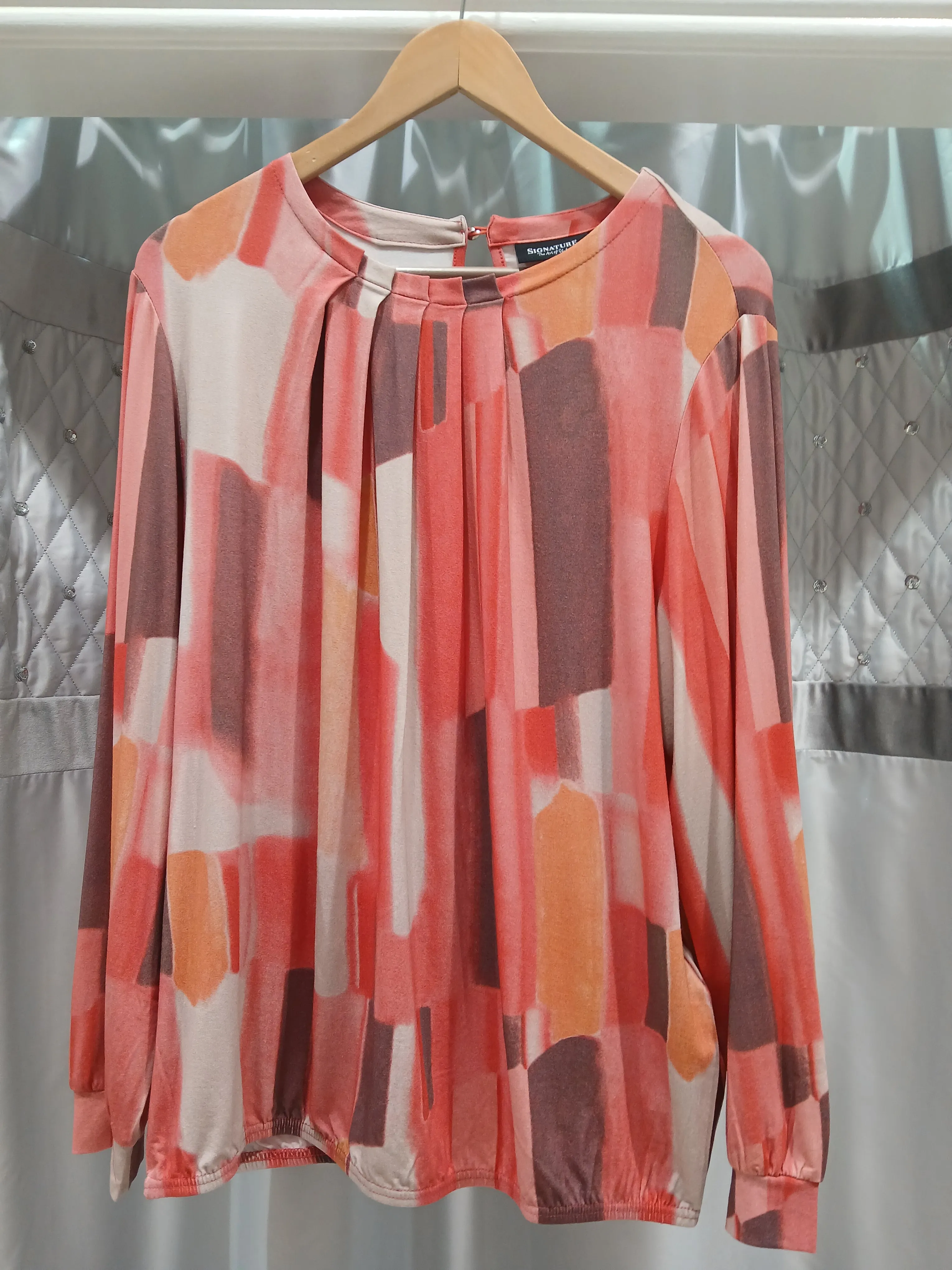 Signature abstract print Tops